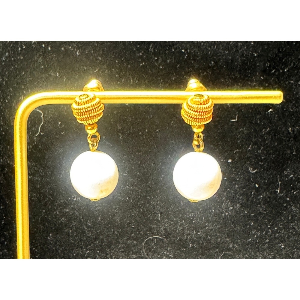 Vintage Gold Tone Milk Glass Drop Earrings White Bead Dangle Studs 1 Inch